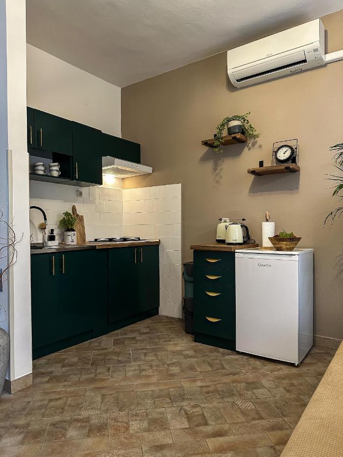 אומאג Apartments Dent מראה חיצוני תמונה